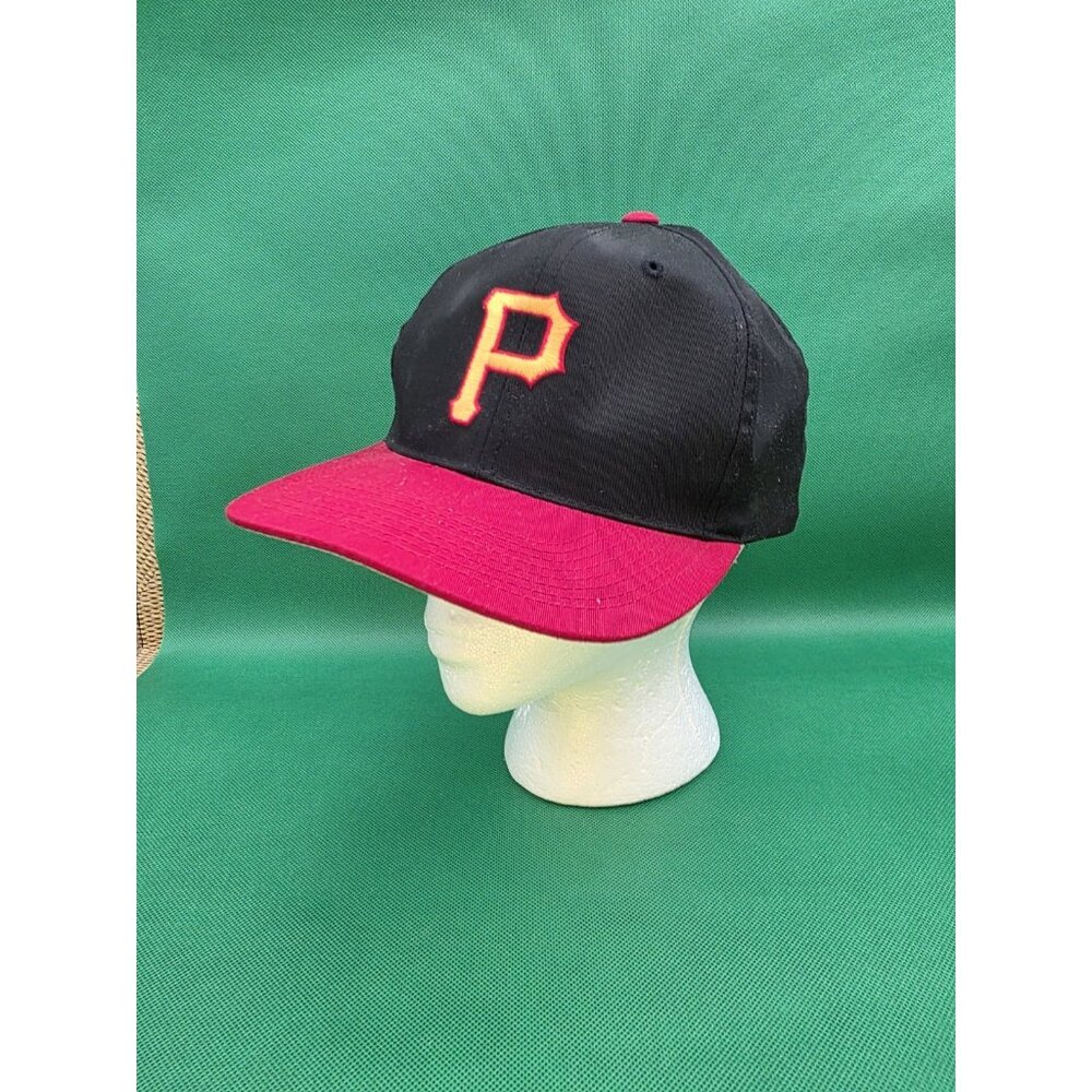 Vintage Pittsburg Pirates Logo SnapBack Cap MLB Outdoor Hat Genuine Merchandise